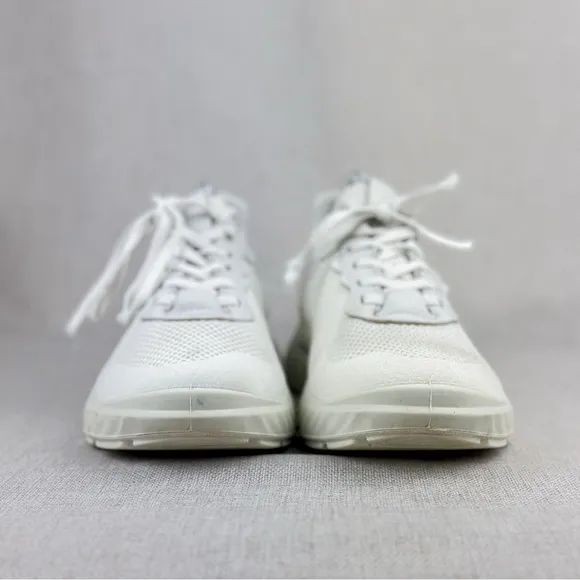 Ecco Women’s ATH-1FW Trainers Sneakers White Size 38 7.5-8