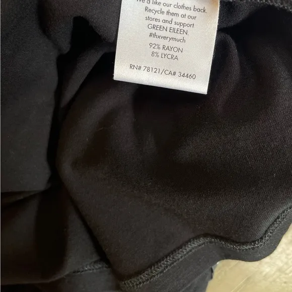 Eileen Fisher Black Short Pleated Skirt Size Large