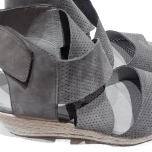 Eileen Fisher Gray Perforated Suede Espadrille Wedge Sandals in Size 9 (NWOB)