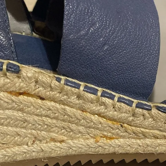 EILEEN FISHER RARE Willow Blue Leather Wedge Espadrille Sandals Women’s Size 9
