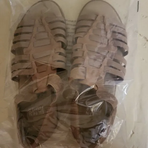 Eileen Fisher Sandals Rato Honey Tumbled Leather Flats Size 5.5 NWOB