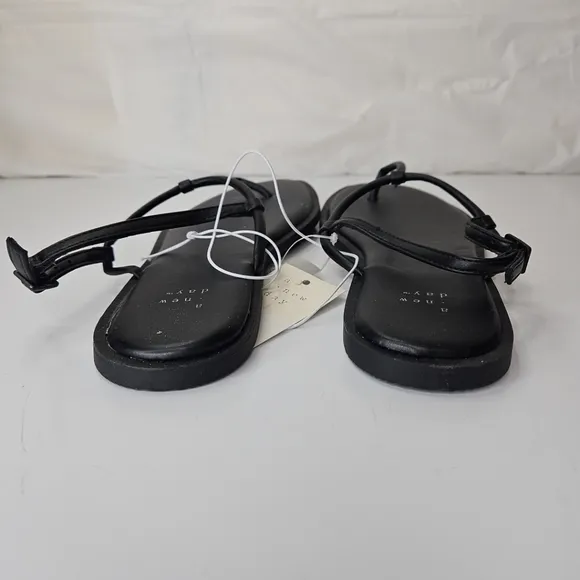 Elegant Women’s Tiffany Thong Sandals Open-toes Thong Sandals Universal Thread