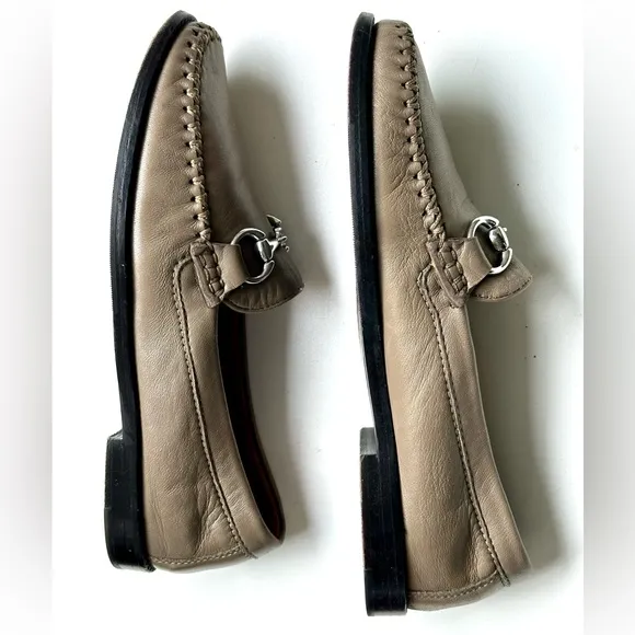 EUC Robert Zur Greige Leather Horse Bit Loafers, size 7.5