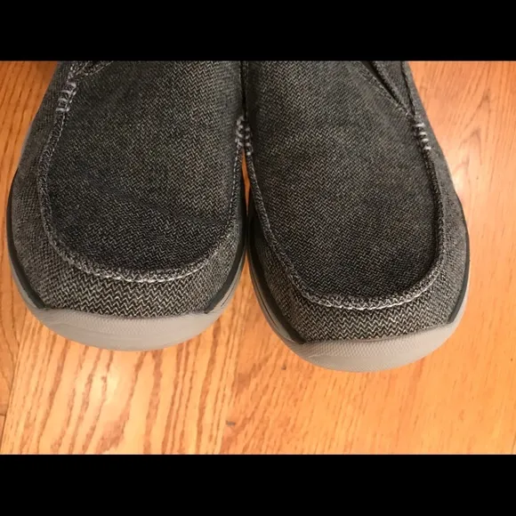 EUC Skechers Loafers, Brown