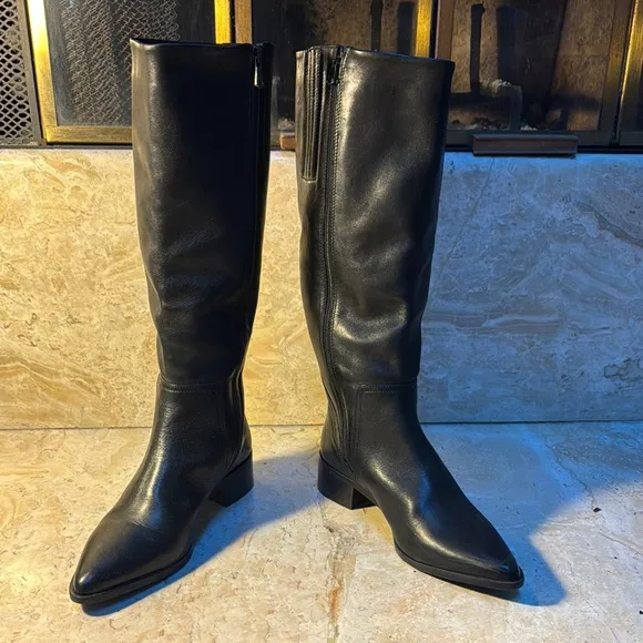 Fabianelli Black Heeled Leather Boots with Wide Calf Design