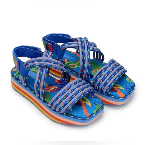 Farm Rio Macaw Tropical Platform Sandals Womens size 9 EUC $210