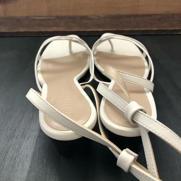 FIND Asymetric Toe Thong Wedge Peeptoe Sandals