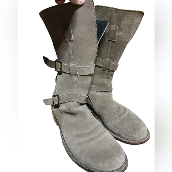 FIORENTINI AND BAKER SUEDE BOOT