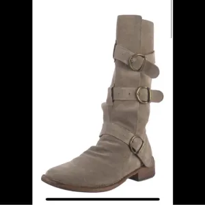 FIORENTINI AND BAKER SUEDE BOOT