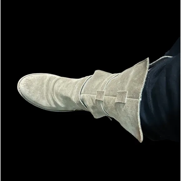 FIORENTINI AND BAKER SUEDE BOOT