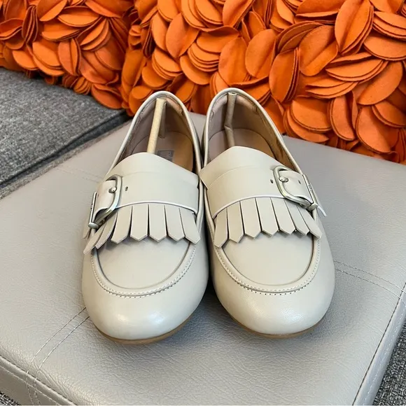 ❣️🆕FitFlop Allegro Fringe Buckled Leather Loafers❣️