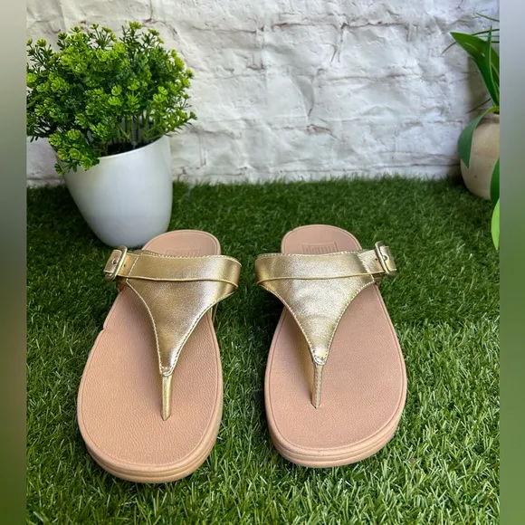FITFLOP LULU ADJUSTABLELEATHER SANDALS IN PLATINO EU 38 US 7 gently used