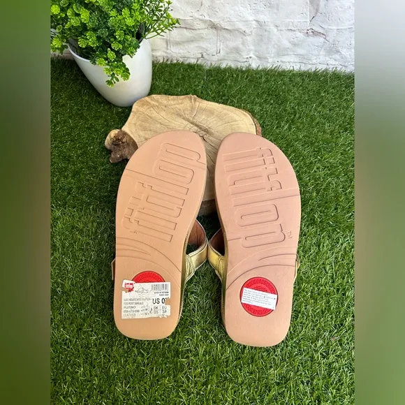 FITFLOP LULU ADJUSTABLELEATHER SANDALS IN PLATINO EU 38 US 7 gently used
