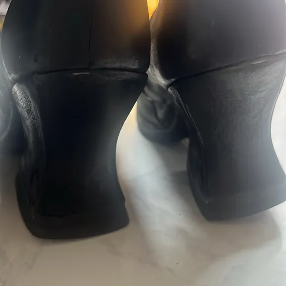 Fluevog Lato tall leather black boots sz 9