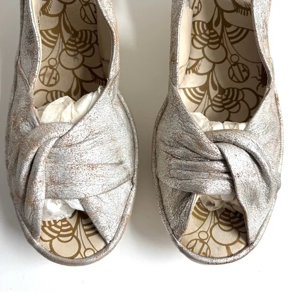 Fly London Yakin Wedge Distressed Leather Sandals Sling Back Cool Pearl Size 39