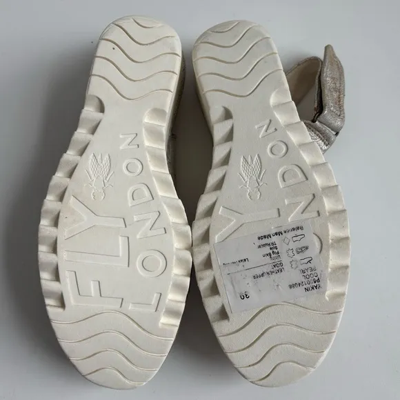 Fly London Yakin Wedge Distressed Leather Sandals Sling Back Cool Pearl Size 39