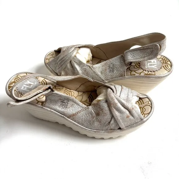 Fly London Yakin Wedge Distressed Leather Sandals Sling Back Cool Pearl Size 39