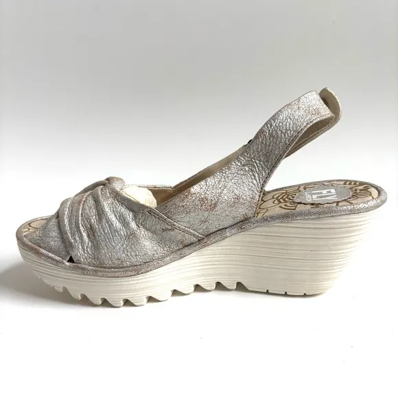 Fly London Yakin Wedge Distressed Leather Sandals Sling Back Cool Pearl Size 39