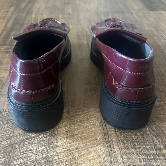 Franco Sarto Women's Size 8.5 Carolynn Lug Sole Loafers Burgundy Office Church