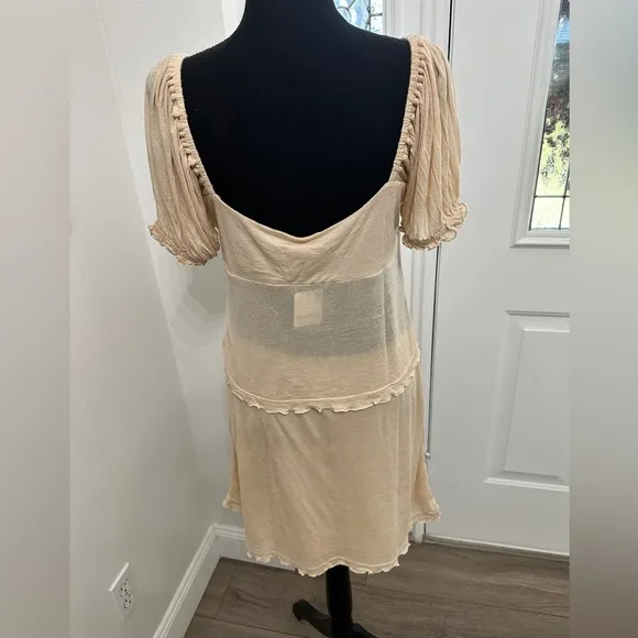 Free People Avida Set in Sand size Large - NWT