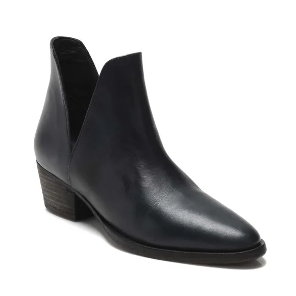 Free People Charm Double-V Ankle Booties in Black Leather, Size 38.5 New in Box