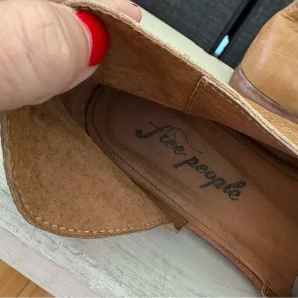Free People Royale Leather Flat Camel Size 8.5 Retails $198.00