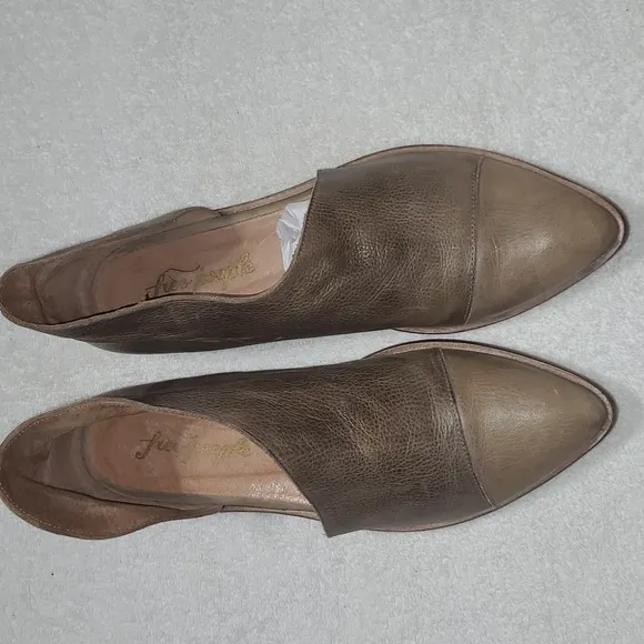 Free People Women's Royale Leather Flats Size 39