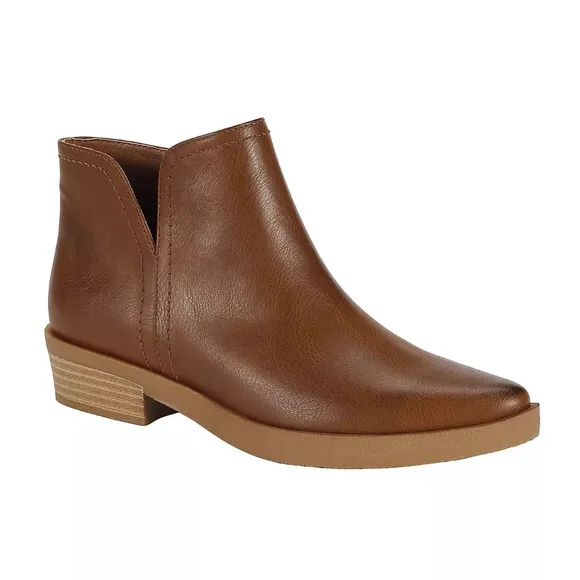 Frye &amp; Co Brown Booties Womens Size 8.5 Pointed Toe Ankle Boots Stacked Heel EUC
