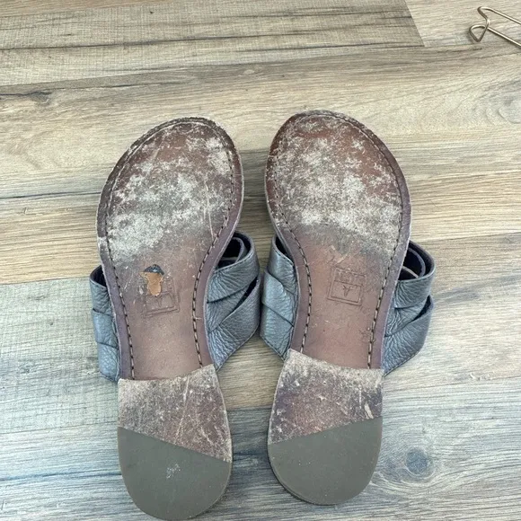 Frye Gray Carson Sandals Braided Thong Leather 8.5