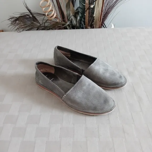 Frye Milly A Line Flats