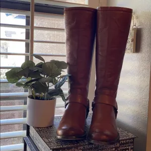 Frye Philip harness tall boot in size 6.