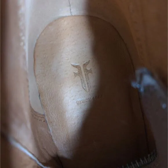 Frye Reina Leather Bootie Boots Pointed Stacked Heel 8.5M New
