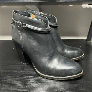 Frye Jenny Seam Ankle Boots Booties Black Stacked Heels Zip Buckle Women's Sz 10