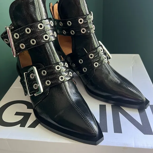 GANNI Black Chunky Buckle Open Cut Boots