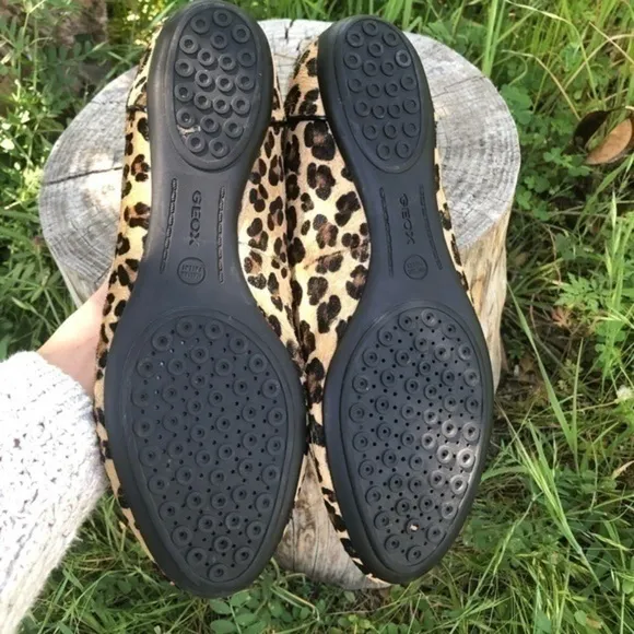 Geox Respira Leopard Fur Round Toe Flats 9