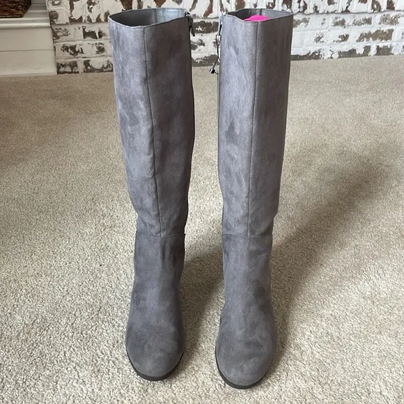 Giani Bernini Memory Foam Knee High Dress Boots Gray Faux Suede