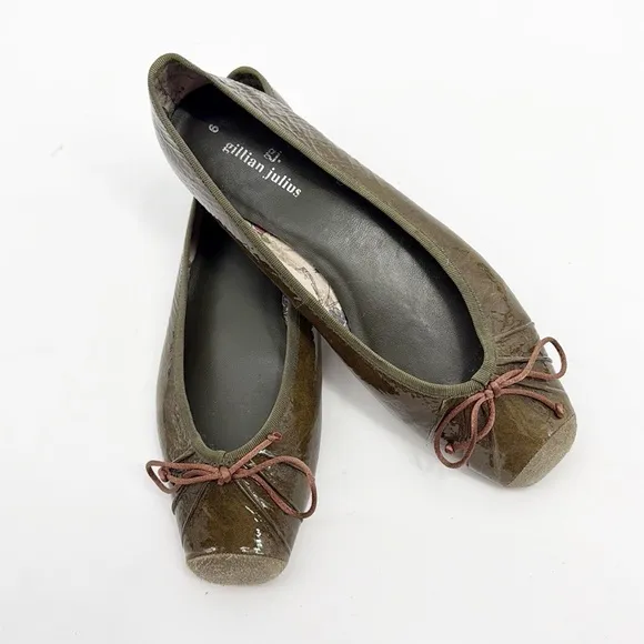 Gillian Julius Ballet Flats Size 6 Green Patent Leather Bow Toe Slip-on Shoes