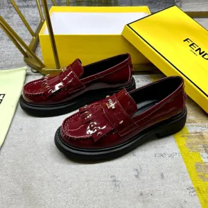 GOLD BAGUETTE CALFSKIN WITH FENDI FENDI Weather-resistant LOAFERS HARDWARE High-precision IN RED MAROON