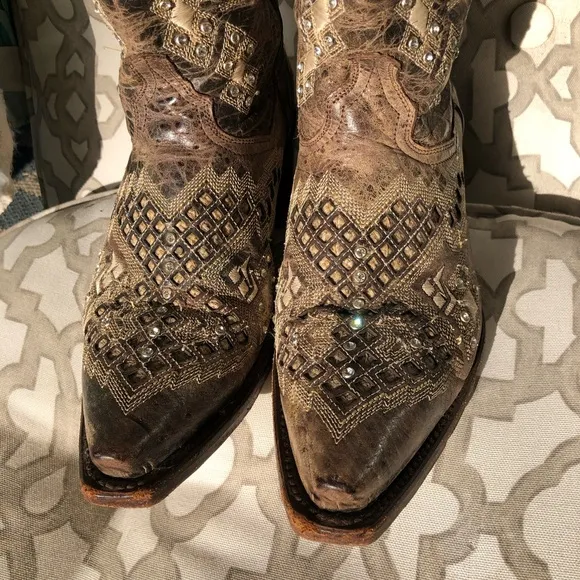 GOLDEN GUNS Studded Rhinestones Western 5664 Cowboy Boots 8