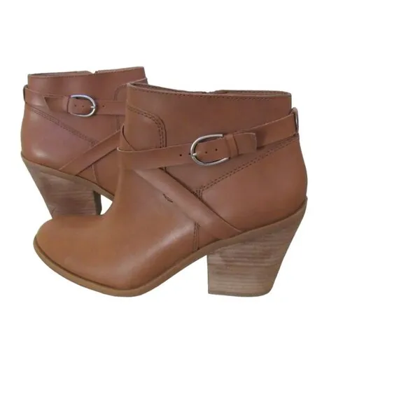Great Pair of Brandnew Lucky Brand Ligh Brown Ankle Boots w Zipper in Sz 8 1/2 M