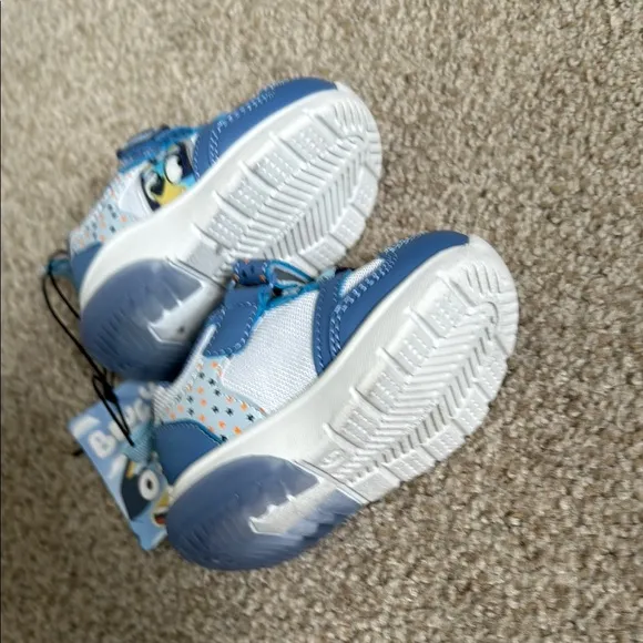 Ground Up Bluey &amp; Bingo Light Up Sneaker