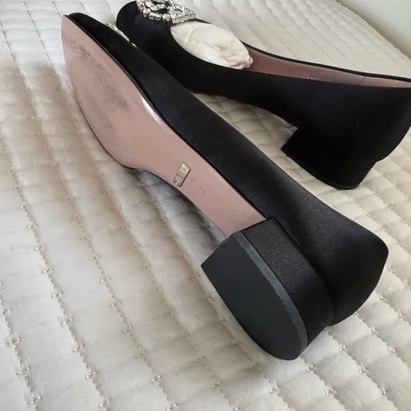Gucci Black Flats with Pearl Embellishments