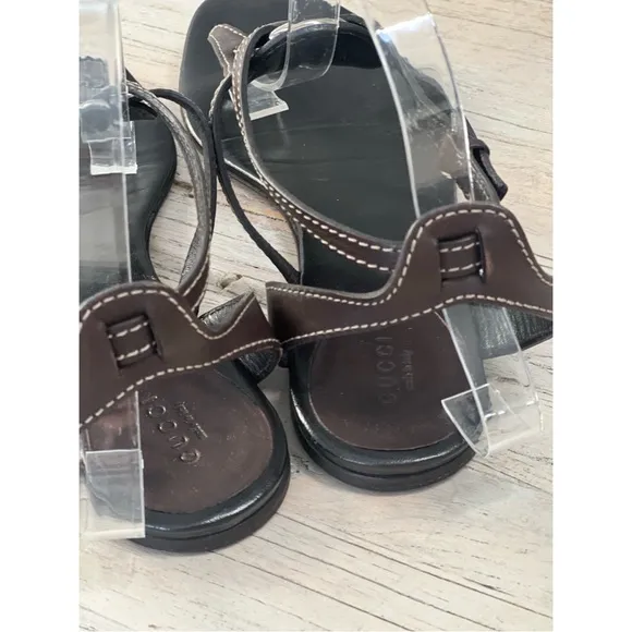 Gucci woman’s Brown leather thong sandal size US 11