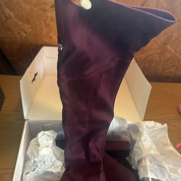 GUESS MIREYA2 DARK RED KNEE HIGH HEEL BOOTS NIB  6
