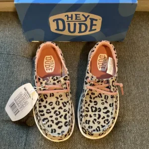Hey Dude Little Girls Wendy Funk Leopard Casual Moccasin Sneakers, size 13