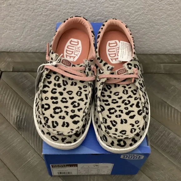 Hey Dude Little Girls Wendy Funk Leopard Casual Moccasin Sneakers