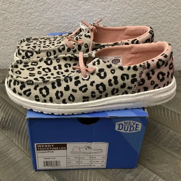 Hey Dude Little Girls Wendy Funk Leopard Casual Moccasin Sneakers