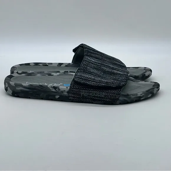 Hey Dude Sandals. Size 9