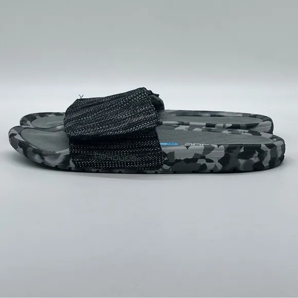 Hey Dude Sandals. Size 9