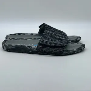 Hey Dude Sandals. Size 9